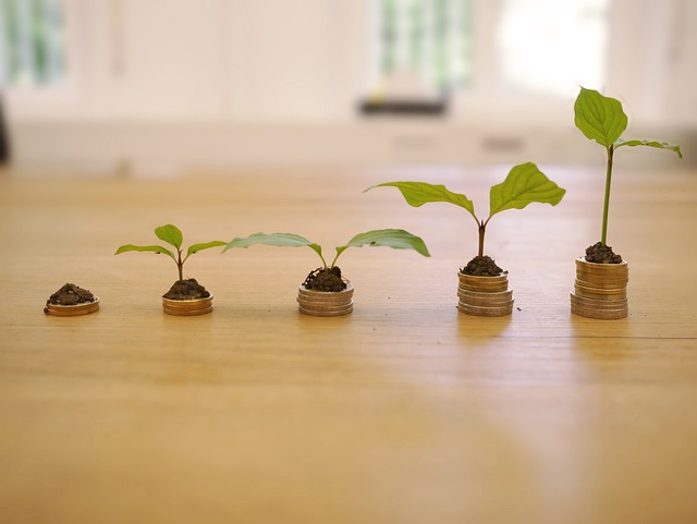 How Refinancing Can Change Your Loan Term and Total Interest